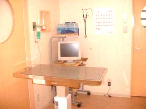 �A�j�}����ÃZ���^�[���y�b�g�N���j�b�N�̐f�@��